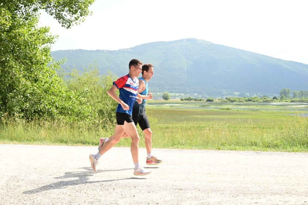 710059068 1044363121250614 6145869058723320725 n 1 1024x683 - 28. Tek ob Cerkni&scaron;kem jezeru