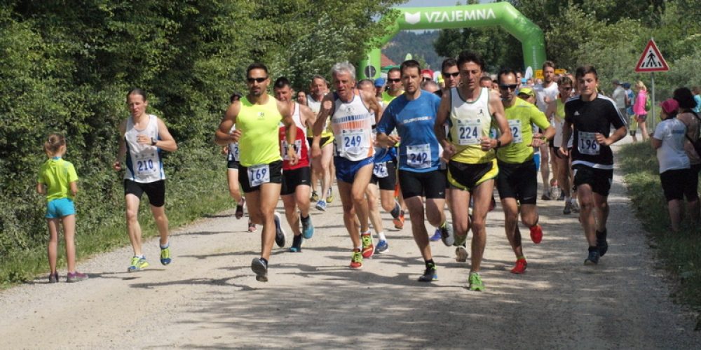 22. tek ob Cerkniškem jezeru Krepko za krepko zdravje, 3.6.